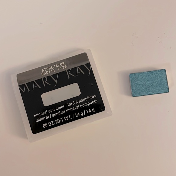 Mary Kay Mineral eye color-azure - Picture 1 of 1